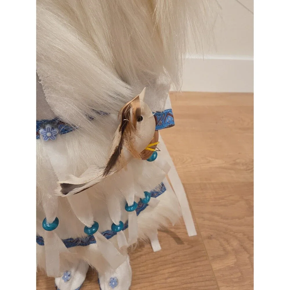 Cholena Native American Doll #40534 - Picture 3 of 8